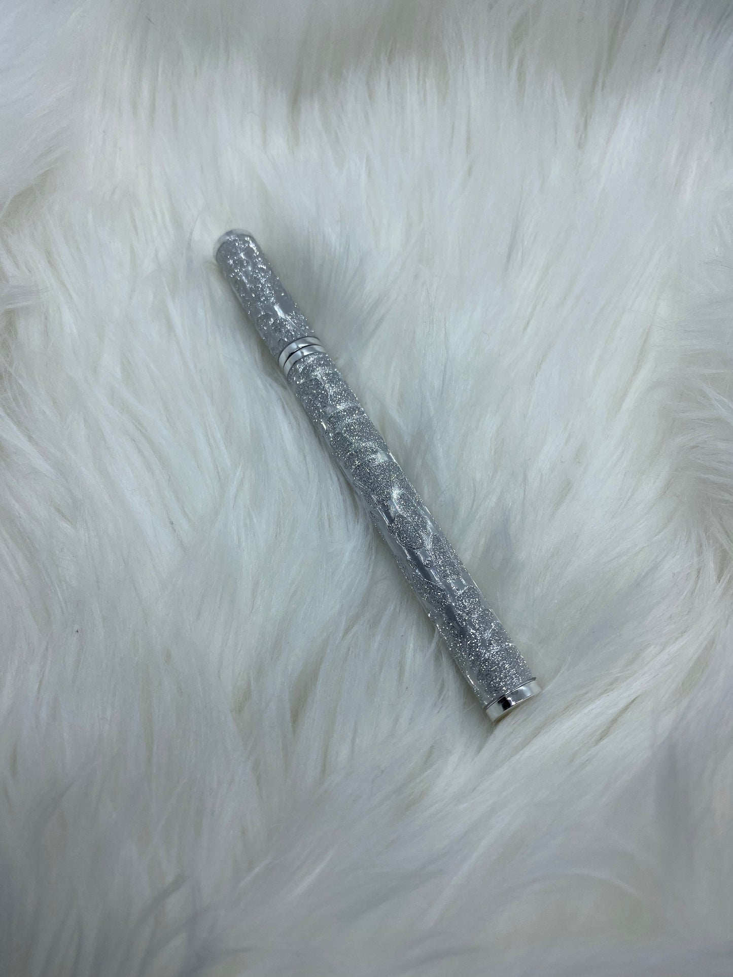SLIVER- Eyeliner Glue Pen